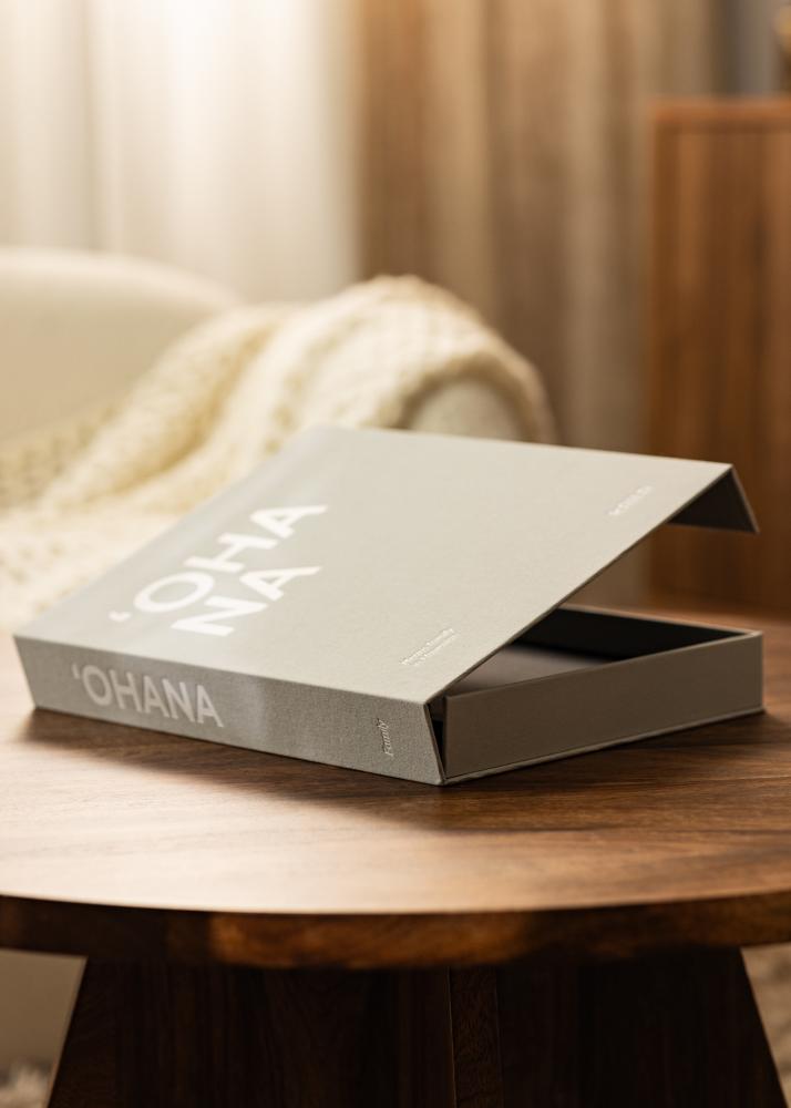 KAILA 'OHANA - Coffee Table Photo Album (60 Sorte Sider / 30 Blade)