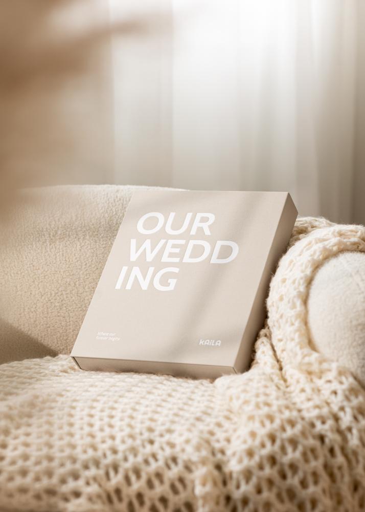 KAILA OUR WEDDING Creme - Coffee Table Photo Album (60 Sorte Sidor)